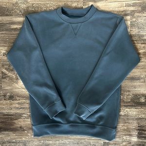 Lululemon Softstreme Crew neck sweatshirt.
